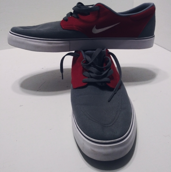 Nike Other - Nike SB clutch mens size 13 used